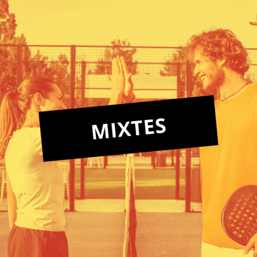 Un match de padel mixte avec joueurs et joueuses réunis sur le court à Lille